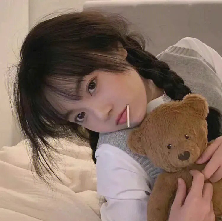 黑暗笼罩她七年